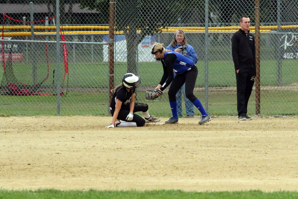 Centennial District Softball (19).jpg